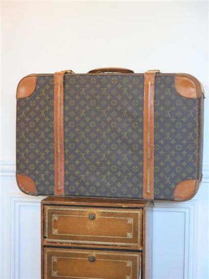 LOUIS VUITTON Valise semi-rigide (dans l'état)