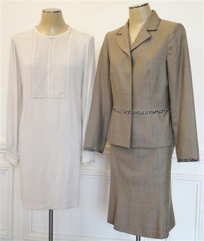 Paul & Joe et Manoukian Lot comprenant: 1 robe Paul & Joe en lainage beige T.38/40...