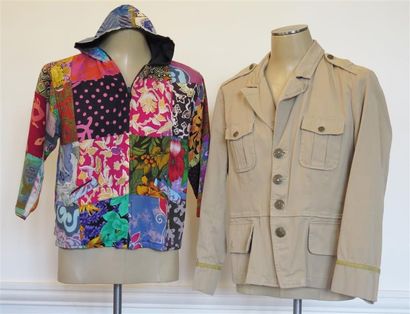 R.Lauren Lot comprenant: 1 veste Ralph Lauren en toile beige T.14 et 1 veste capuche...
