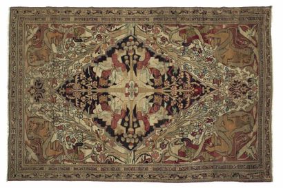 null TAPIS Rare, ancien et exceptionnel tapis Kirman-Laver (Perse), début du XIXème...
