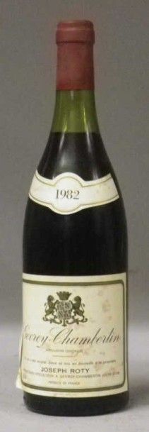 null 1 Bouteille GEVREY CHAMBERTIN 1982 - J. Roty Etiquette tachée.