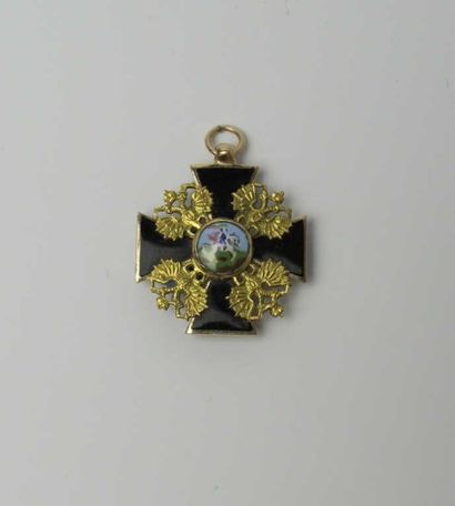 null Croix miniature de l'Ordre impérial de Saint-Alexandre
Nevski en or 585 millièmes...