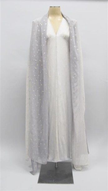 Loris AZZARO Robe longue grise en mousseline de soie, motif pois couleur or. Taille...
