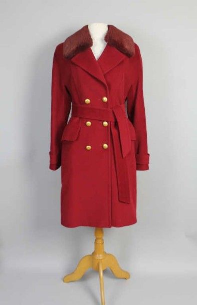 LOUIS FÉRAUD SET Manteau rouge en laine, angora et cachemire, col amovible en vison,...