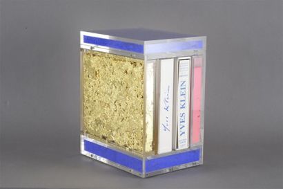 null Yves KLEIN (1928-1962). Catalogue raisonné des éditions et sculptures, coffret-objet...