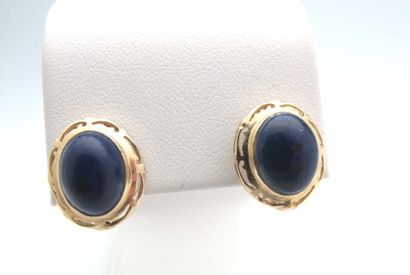 null Boucles d'oreilles en or jaune 750°/oo (18 k), ornées de lapis lazuli taillé...
