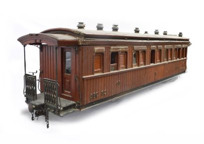 null Maquette de wagon de la ligne de chemin de Fer Saïgon-Thap Cham (Dalat).
(Exposition...