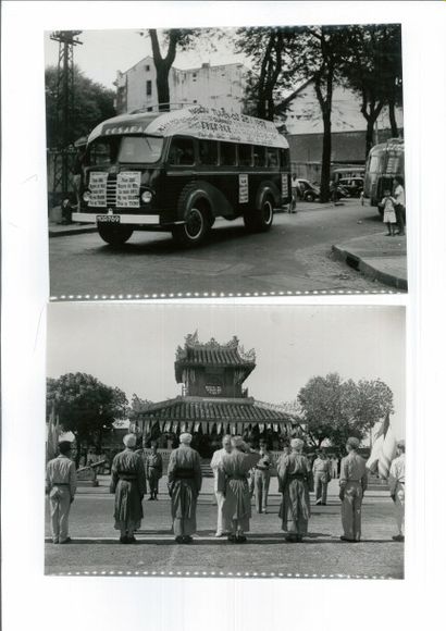 null Un ensemble de 24 photographies sur le thème des élections en Cochinchine du...