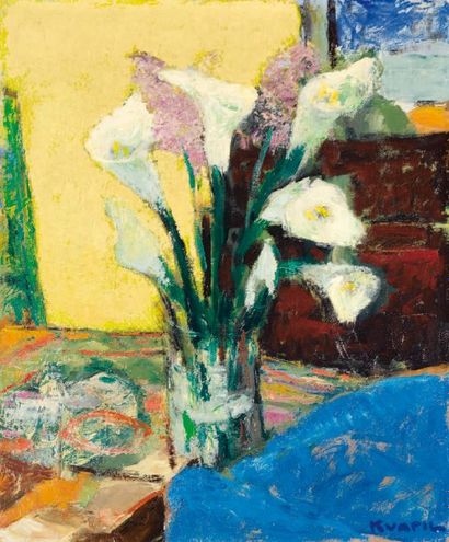 KVAPIL Charles, (1884-1957) Bouquet aux arums Huile sur toile, signée en bas à droite,...