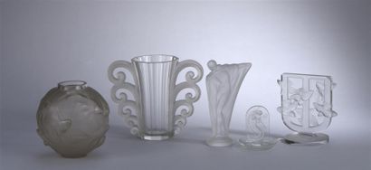 R.LALIQUE. Vase 