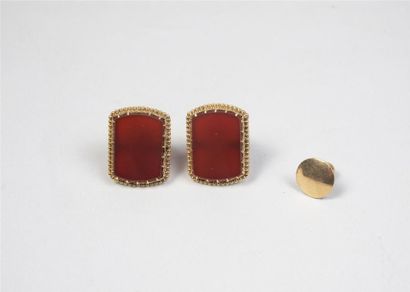 null Paire de boutons de manchette en or jaune 585°/°° (14k) ornés de cornaline de...