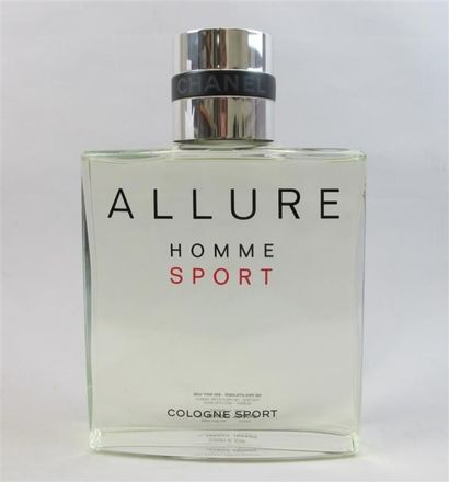 null CHANEL - "Chanel Allure Homme Sport" (années 2010). Ht. 32 cm. 