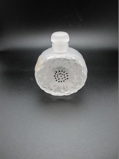 null Lalique France - "Dahlia" - (années 1980), flacon à parfum en cristal incolore...