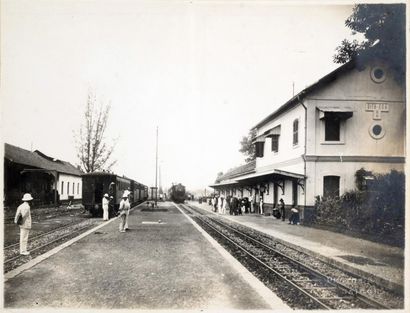 null 1928-1929. Réseau Sud de l'Indochine. Ensemble de 17 photos. Le Chemin de fer...