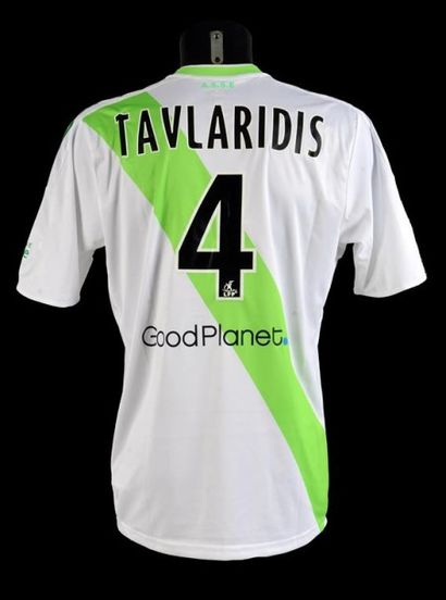 null Efstathios TAVLARIDIS n°4. Maillot de l'AS Saint-Etienne pour la saison 2009-2010...