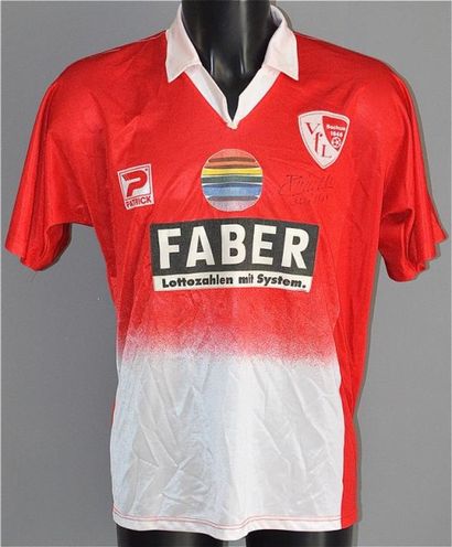 null Patrick GUILLOU n°6. Maillot du VFL Bochum pour la saison 1992-1993 de Bundesliga....