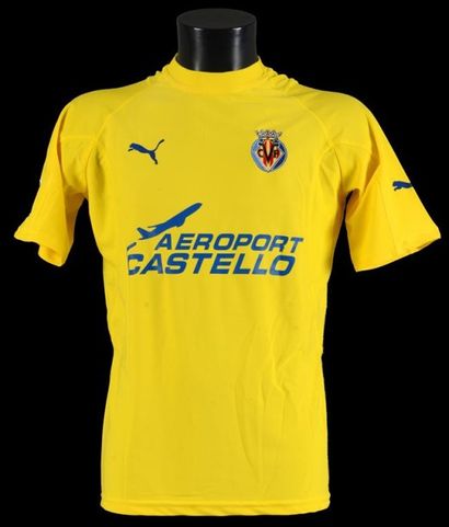 null Marcos SENNA n°19. Maillot de Villareal en Ligue des Champions 2005-2006. Le...