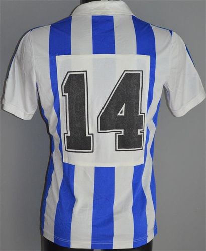 null Alberto GORRIZ n°14. Maillot de la Real Sociedad porté pour la saison 1980-81...