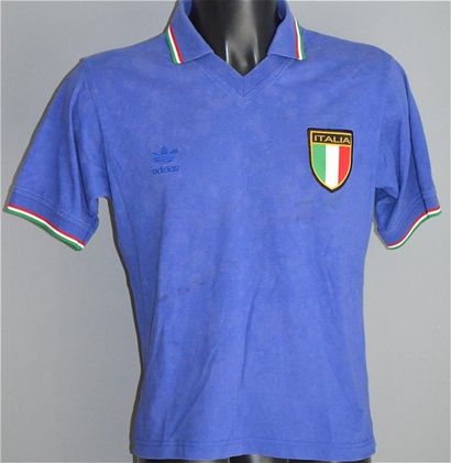 null Equipe d'Italie n°20. Maillot pour les saisons internationales entre 1982 (après...