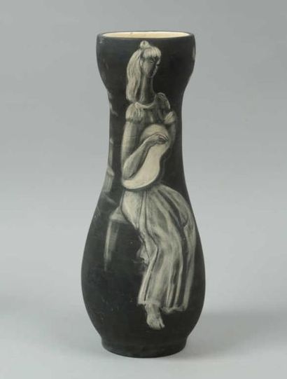 null NAUMOVITCH Ljuba (1898-1954) GRAND CHENE, à Vallauris Grand vase ovoïde en faïence...
