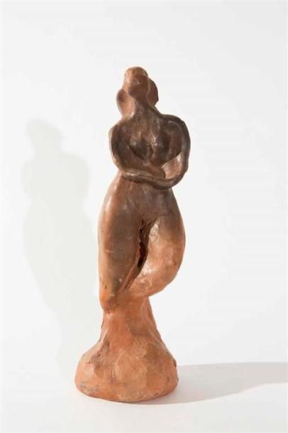 null PAULET Jean (1931-2012) Statuette de femme. Terre cuite enfumée. Signée. H....