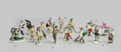 null PARIS. Sept statuettes en porcelaine polychrome représentant : M.Purgon, Crispin,...