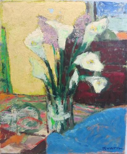 null Charles KVAPIL (1884-1957) "Vase aux arômes". Huile sur toile signée en bas...