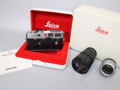 null Ensemble Leica, en l'état : Boitier M6, avec boîte d'origine et instructions...