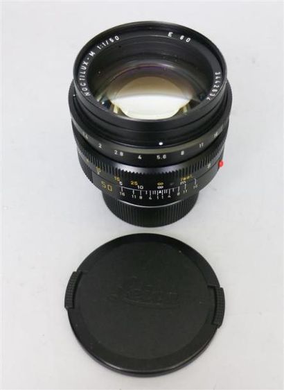 null Objectif Leica Leitz Noctilux M 1:1 / 50 E60 (N° 3442632). Avec boîte de vente....