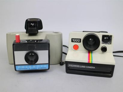 null Lot de 2 Polaroid : Polaroid Swinger II land Camera. Polaroid 1000, fonctionne,...