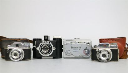 null Lot de 4 appareils miniatures : Colly Camera avec sacoche. Sidax Micro-Optic...