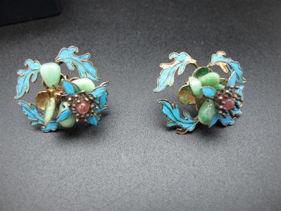 null Paire de boucles d'oreille en argent (800°/°°) à motifs de fleurs en pierre...