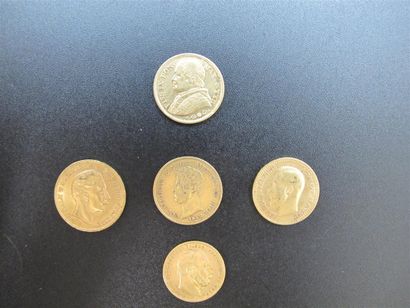 null Cinq monnaies en or de: 50 kopecks, Tsar Nicolas II, Russie, année 1897 - 20...