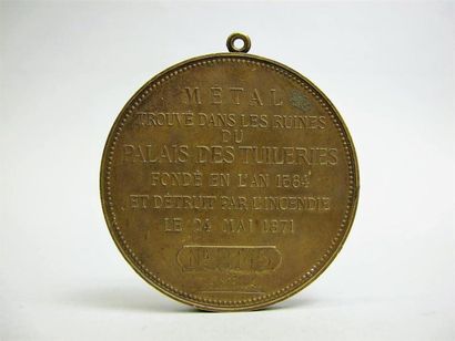 null III REPUBLIQUE. Souvenir des Tuileries. Médaille. Jacques France./ E.Tasset....