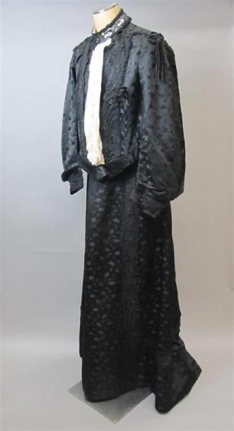Robe de jour, fin du XIXe siècle, façonné...