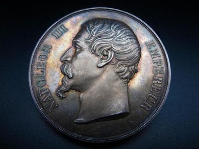null NAPOLEON III (1852-1870). Médaille. Dantzell. 1852. Refonte des monnaies de...