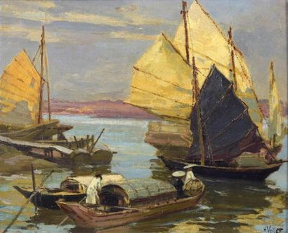 null Henry Emile VOLLET (1861-1945). Jonques et sampans sur le fleuve rouge. Huile...