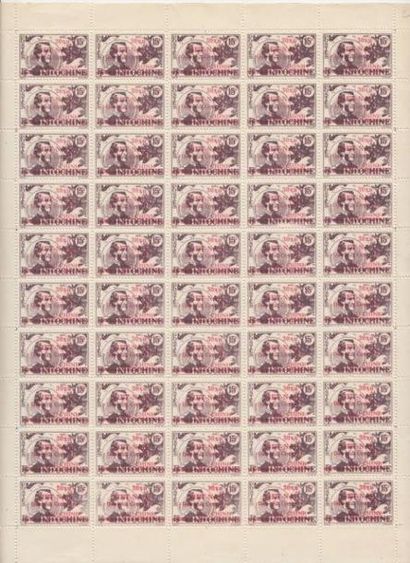  Un ensemble de quatre planches de timbres d'Indochine surchargées " Viet-Nam Dan-Chu,...