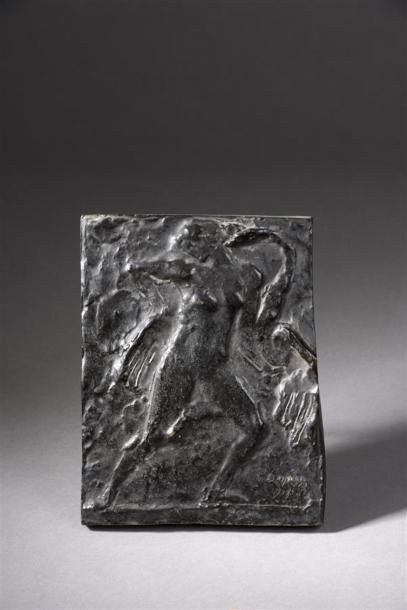 null Charles DESPIAU (1874-1946).
Plaque en bronze à patine brune représentant Léda...