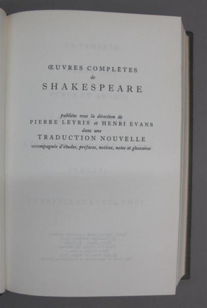 null William SHAKESPEARE. Oeuvres complètes de SHAKESPEARE en 12 volumes in-8, reliure...