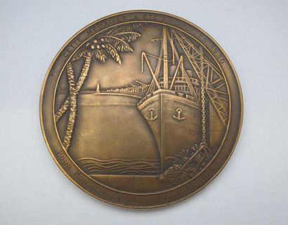 null Colonies françaises, journal la Dépêche coloniale. Médaille attribuée à Monsieur...
