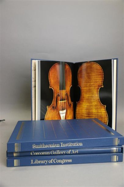 null Très bel ouvrage en 3 volumes grand format, 26 X 37,5. Editions Gakken. The...