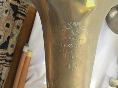 null Tuba tenor de marque Couesnon,1889, "médaille or".