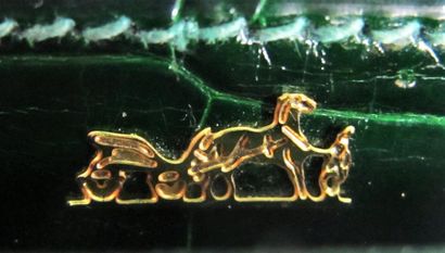 null HERMES Paris
Sac modèle "Sequana" en crocodile porosus vert émeraude, bandoulière...
