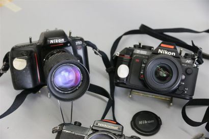 null NIKON, ensemble de neuf appareils en l'état : boîtier Nikon F50 avec objectif...