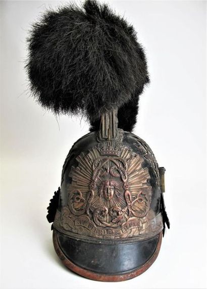 null Casque du Garde du Corps du Roi, Modèle 1814. 
Bombe en cuir, plaque frontale...