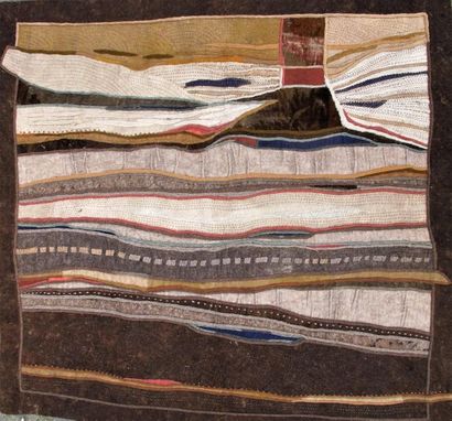 null Galina TYRDIEVA (1952), artiste Kirghize.
Tapisserie en laine
168 x 179 cm
Membre...