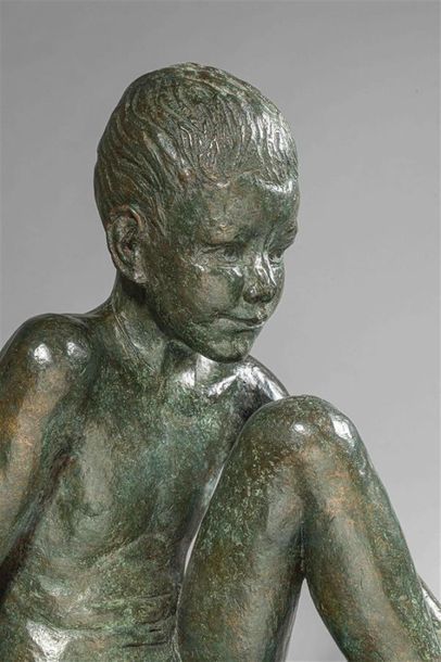 null GROUITCH Leïlah (1945-)
Sculpture en bronze à patine verte "Timwall" 
Fondeur:...
