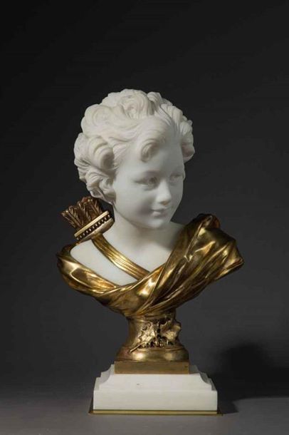 null AGATHON LEONARD (1841-1923)
"Cupidon"
Buste en marbre blanc en bronze ciselé...