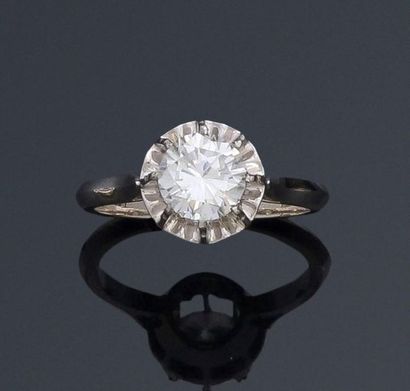 null Solitaire ring in 750°/°°° white gold decorated with a brilliant-cut diamond.
TDD:...